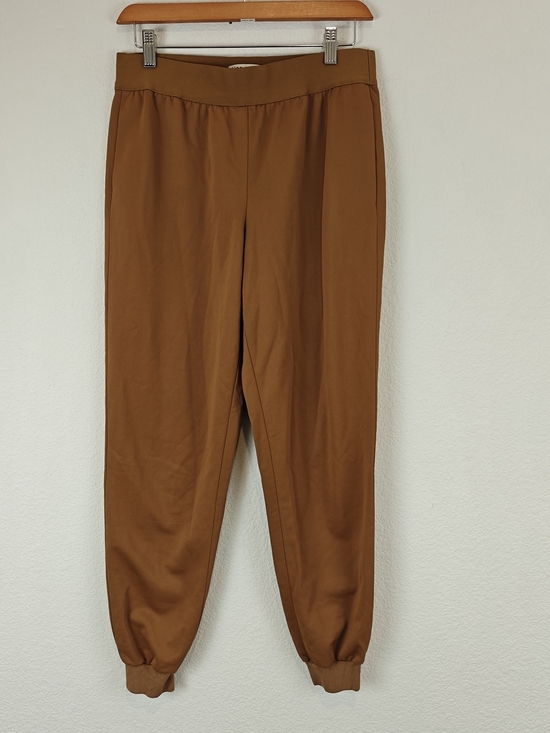 Alice + Olivia Pants - Alice + Olivia “Pete” Camel Jogger Pants Luxe Casual Chic Effortless Evelvated S